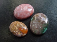 Jasper 3 pieces lot / parcel - 76,07 Ct. - oval cabochons