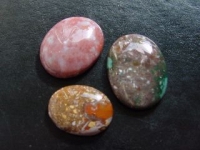 Jasper 3 pieces lot / parcel - 76,07 Ct. - oval cabochons
