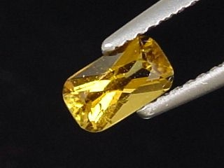 Manganese Tourmaline 6,5 mm scissor cut - fine color