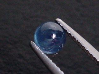 Blue Sapphire 1,03 Ct. - round cabochon - Sri Lanka