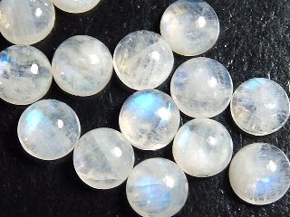 Rainbow Moonstone 8 x 8 mm - round cabochon