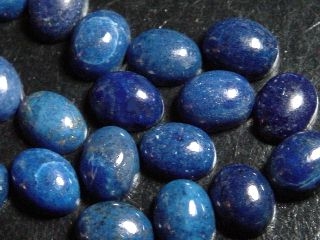 Lapislazuli 8 x 6 mm - oval cabochon - intense blue