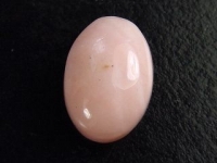 Opal from Peru 6,72 Ct. - rose color - oval cabochon