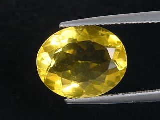 Fluorite 7,08 Ct. - intense yellow - oval Brazil