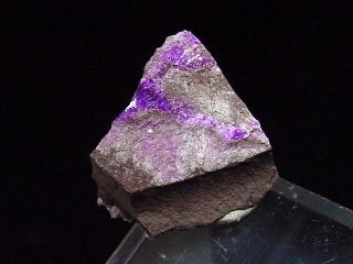 Sugilite specimen 14 mm - untreated - Southafrica