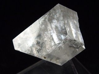 Magnesite perfect crystal 24 mm - Brumedo, Brazil