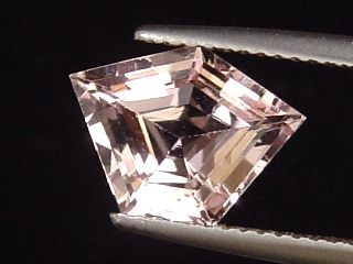 Morganite 2,40 Ct. pentagon cut - Minas Gerais, Brazil