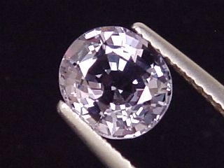Spinel 1,91 Ct. - oval - Sri Lanka