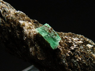 Smaragd Kristall Stufe 37 mm - Habachtal, Österreich