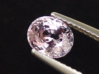 Spinel 1,39 Ct. - oval - Sri Lanka