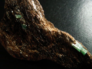 Smaragd Kristall Stufe 87 mm - Habachtal, Österreich