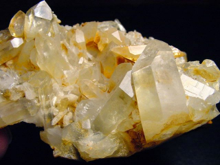 Bergkristall Stufe 93 mm feine Kristalle - Graubünden, Schweiz