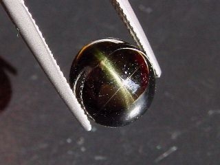 Enstatite Catseye 7,72 Ct. - sharp effect - Sri Lanka