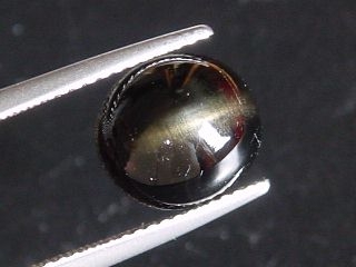 Enstatite Catseye 5,87 Ct. - sharp effect - Sri Lanka