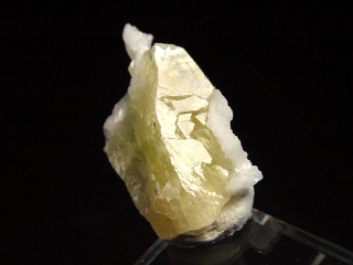 Brazilianite crystal 35 mm - Linopolis, Brazil