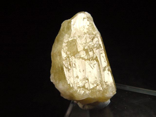 Brazilianite crystal 30 mm - Linopolis, Brazil