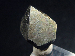 Magnetite crystal 16,5 mm Serro, Minas Gerais, Brazil