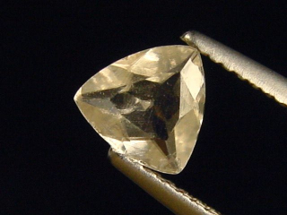 Aragonite 0,76 Ct. faceted - Czech Republic