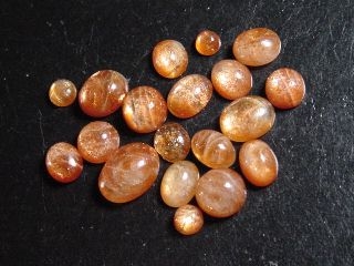 Sunstone 25,27 Ct. cabochons lot - 19 pieces