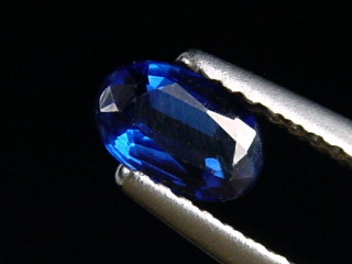 Kyanite / Disthen 0,60 Ct. fine blue oval