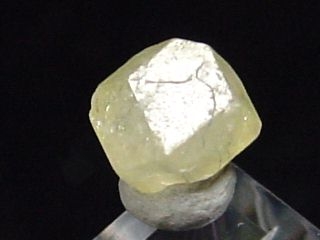 Rhodizite crystal 5 mm rare - Ibity, Antsirabe, Madagascar
