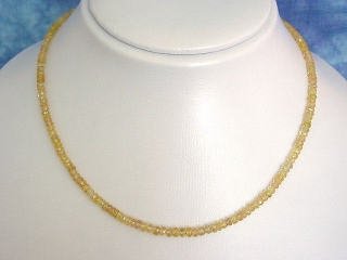 Yellow Sapphire necklace 66,03 Ct. fine clear faceted