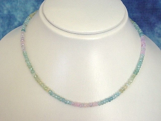 Beryl necklace 51,67 Ct. faceted Aquamarine Morganite