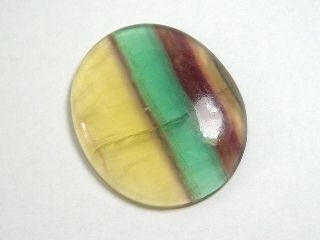 Fluorit 51,28 Ct. bunt geb�ndert Oval Cabochon