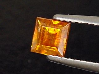 Sphalerite 4,7 mm square cut - fine color - Brazil
