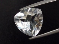 White Topaz - 7,07 Ct. - 12 x 12 mm trillion (254c)