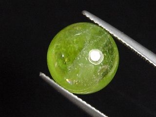 Peridot 7,95 Ct. - Apfelgr�n - 11,5 mm rund Cabochon