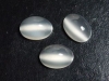 Moonstone white 14 x 10 mm - oval cabochon - Sri Lanka