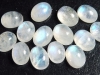 Rainbow Moonstone 9 x 7 mm - oval cabochon