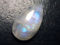 Preview: Regenbogenmondstein 15,70 Ct. Tropfen Cabochon 23 x 14 mm