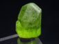 Preview: Peridot Kristall 16 mm intensive Farbe Schleifqualität