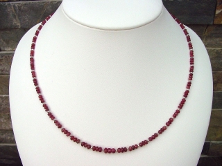 Ruby necklace 59,80 Ct. fine red Ruby treated with silver