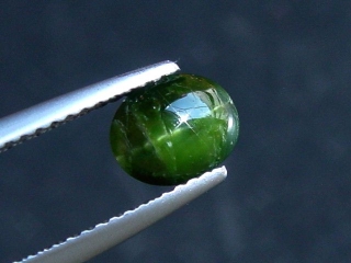 Kornerupine cat's eye 1,28 Ct. oval cabochon Sri Lanka