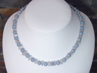 Angelitkette mit Bergkristall Naturkristallen 204,00 Ct. Herkimer Quarz 45 - 47 cm