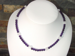 Amethystkette mit Bergkristall 119,70 Ct. Kugeln und Würfel 46 - 48,5 cm