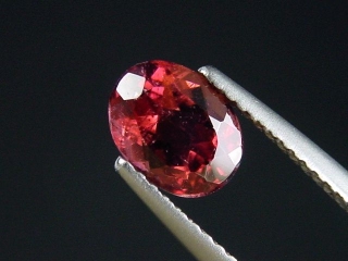 Rubellite / red Tourmaline 1,54 Ct. oval Brazil
