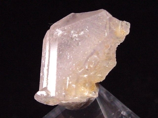 Apatite crystal 15 mm - Parelhas, Rio Grande do Norte, Brazil