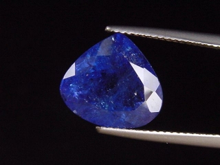 Tanzanite 7,34 Ct. finest color pear