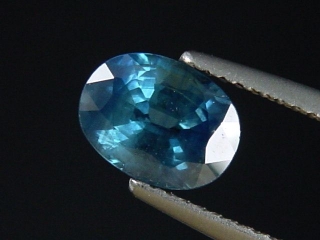 Blue Sapphire 1,95 Ct. oval Tanzania