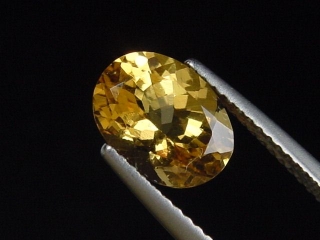 Goldberyll / goldener Edelberyll 2,14 Ct. Oval 9,5 x 7 mm Brasilien