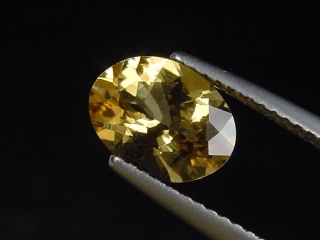 Golden Beryl 1,46 Ct. oval Brazil