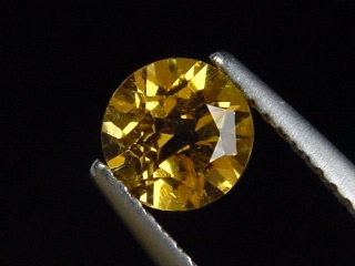 Golden Beryl 0,74 Ct. round Brazil