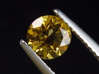 Golden Beryl 0,71 Ct. round Brazil