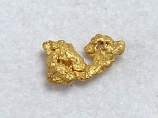 Gold nugget 5 mm - Palsinoja, Lappia, Finland