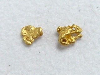 Gold nugget pair 3,5 and 2,5 mm - Palsinoja, Lappia, Finland
