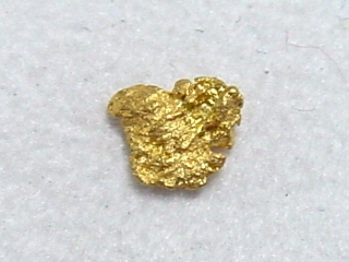 Gold nugget 4 mm - Kaareoja, Lappia, Finland